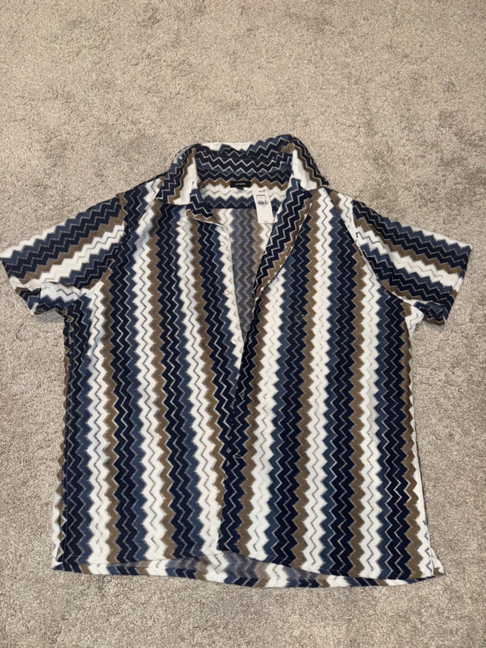 Express Men’s Zigzag Stripe Short Sleeve Shirt - Navy, White, Brown